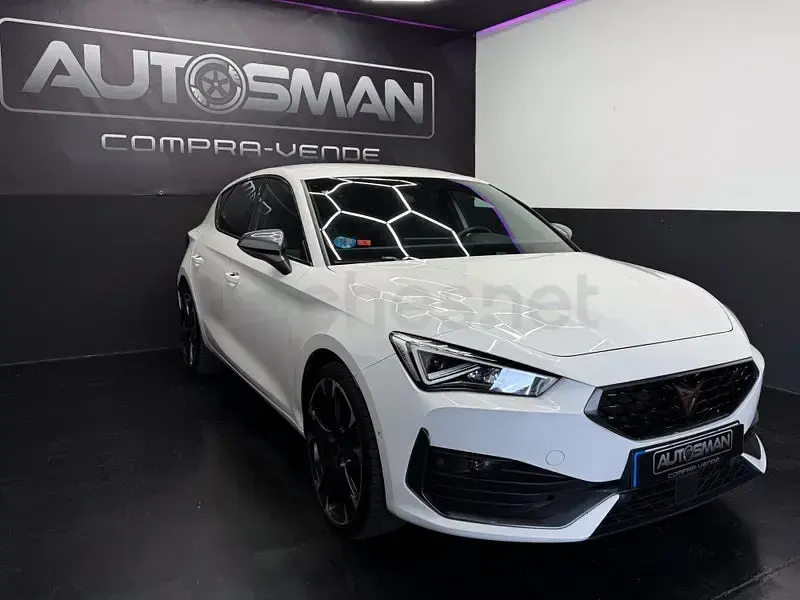 Usado Cupra Leon 245 CV (180 kW) 2021 Blanco Berlina
