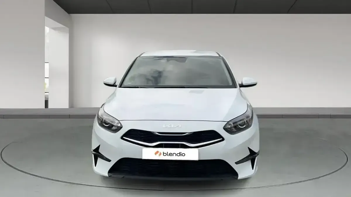 Nuevo Kia Ceed 100 CV (73 kW) 2026 Blanco Utilitario