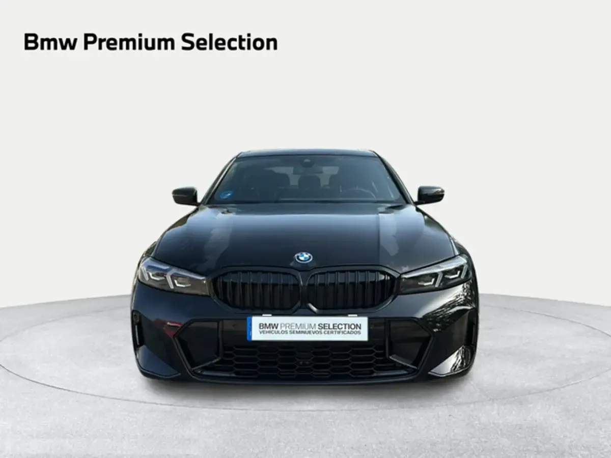 Usado BMW 330e Comfort Edition 292 CV (214 kW) 2025 Negro Berlina