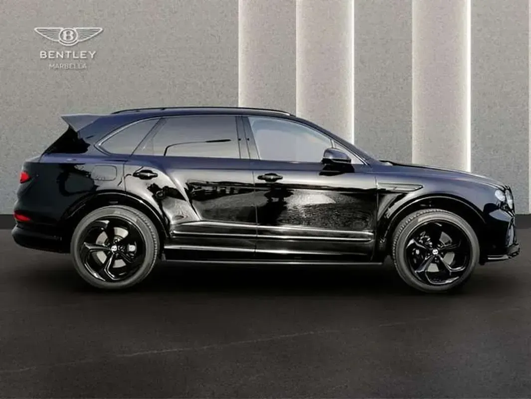Usado Bentley Bentayga 557 CV (409 kW) 2023 Negro SUV