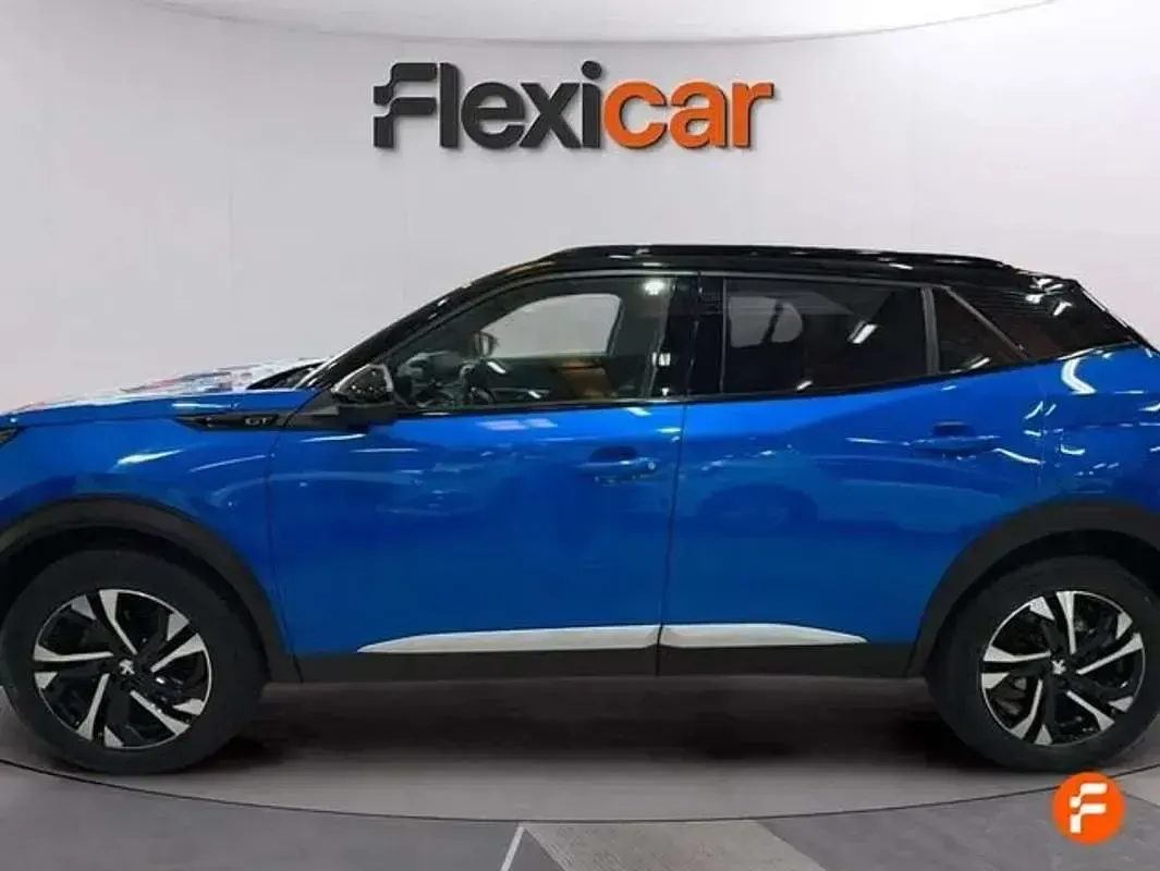 Usado Peugeot 2008 GT 131 CV (96 kW) 2022 Azul SUV