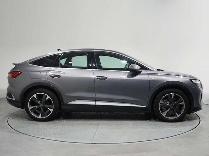 Usado Audi Q4 Sportback e-tron Advanced Plus 210 kW (286 CV) 2025 Plateado SUV