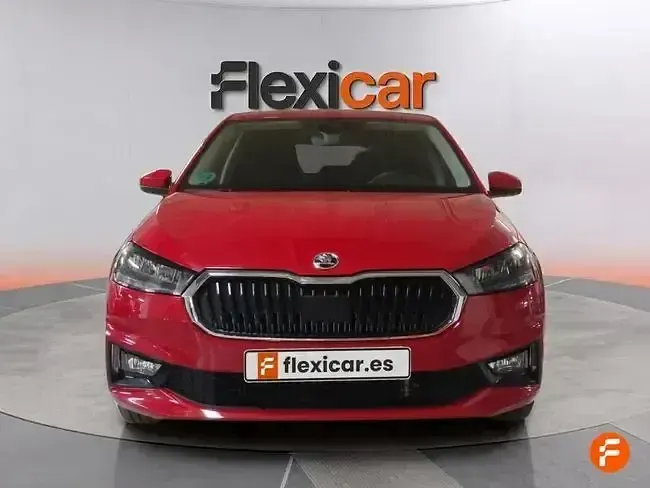 Usado Skoda Fabia Selection 115 CV (84 kW) 2025 Rojo Utilitario