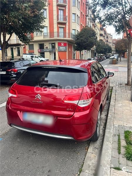 Usado Citroën C4 Feel 130 CV (95 kW) 2015 Rojo Berlina