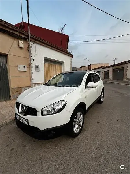 Usado Nissan Qashqai Acenta 106 CV (77 kW) 2011 Blanco SUV