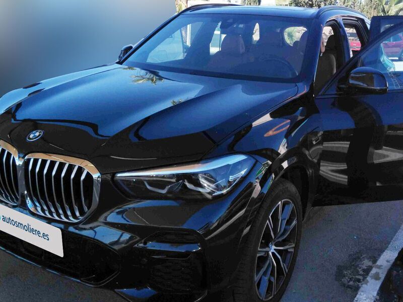 Negro Usado 2022 BMW X5 Comfort Edition SUV | 45.890 € - Imagen 1/4