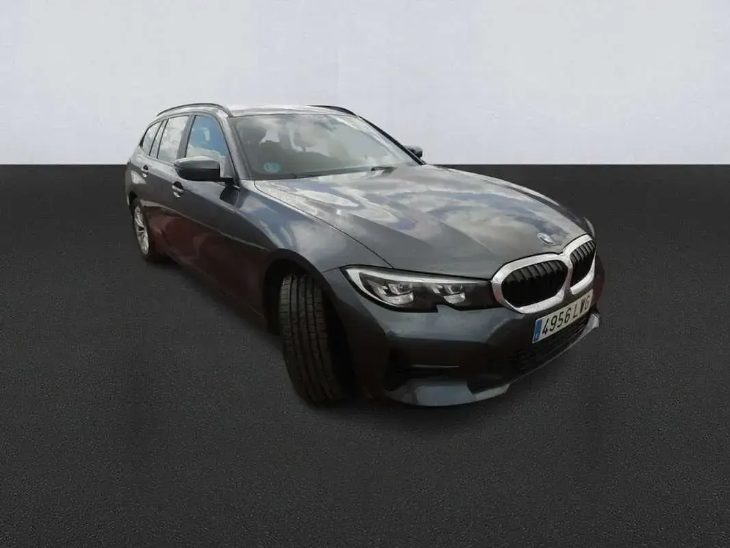 Usado BMW 318 150 CV (110 kW) 2022 Gris Familiar