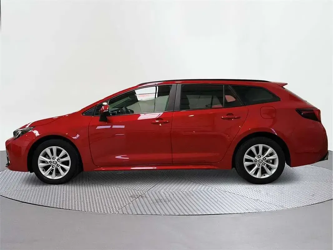 Usado Toyota Corolla Active 140 CV (102 kW) 2025 Familiar