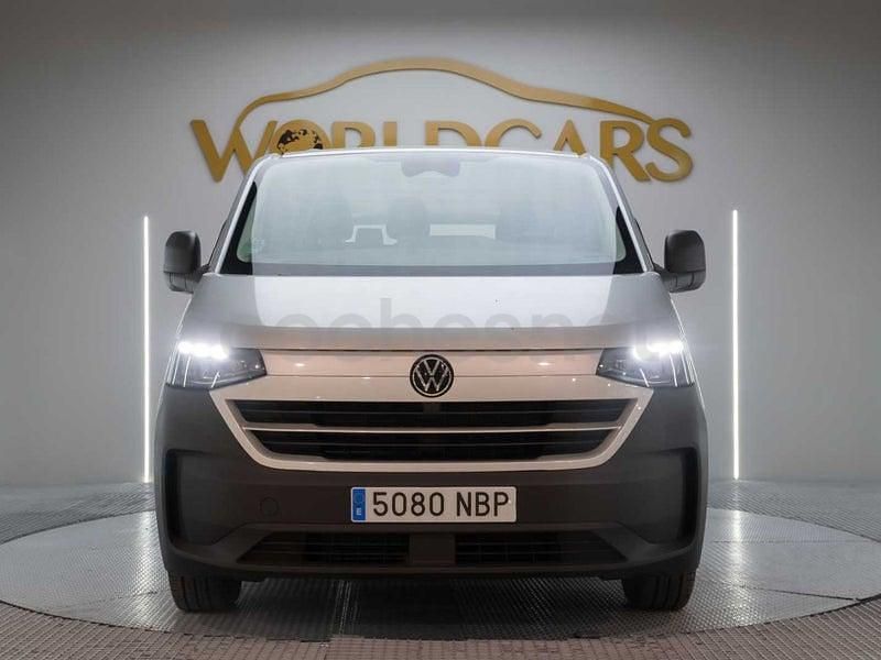 Usado VW Caravelle 110 CV (80 kW) 2025 Gris / plata Monovolumen