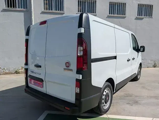 Usado Fiat Talento 120 CV (88 kW) 2020 Blanco Monovolumen