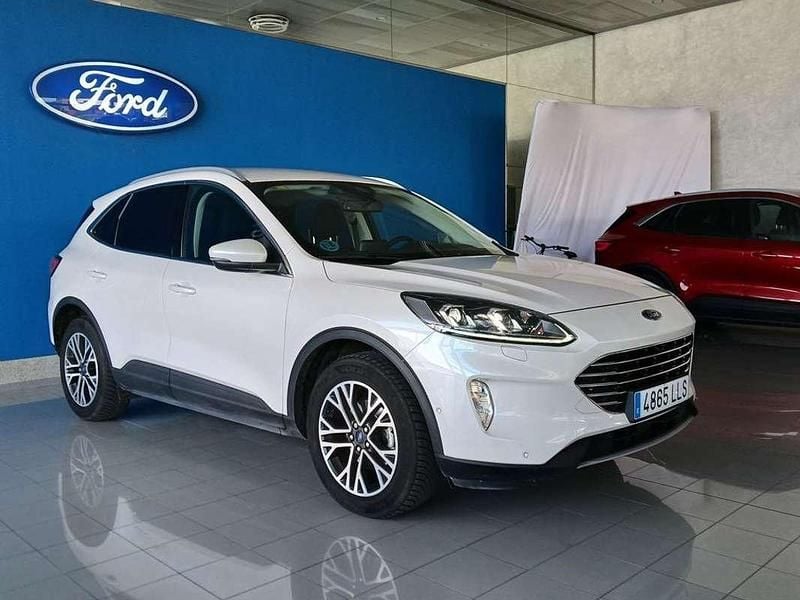 Usado Ford Kuga Titanium 150 CV (110 kW) 2020 Blanco SUV