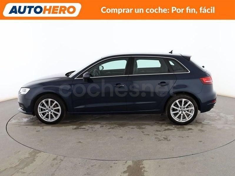 Usado Audi A3 Design 116 CV (85 kW) 2017 Azul Berlina