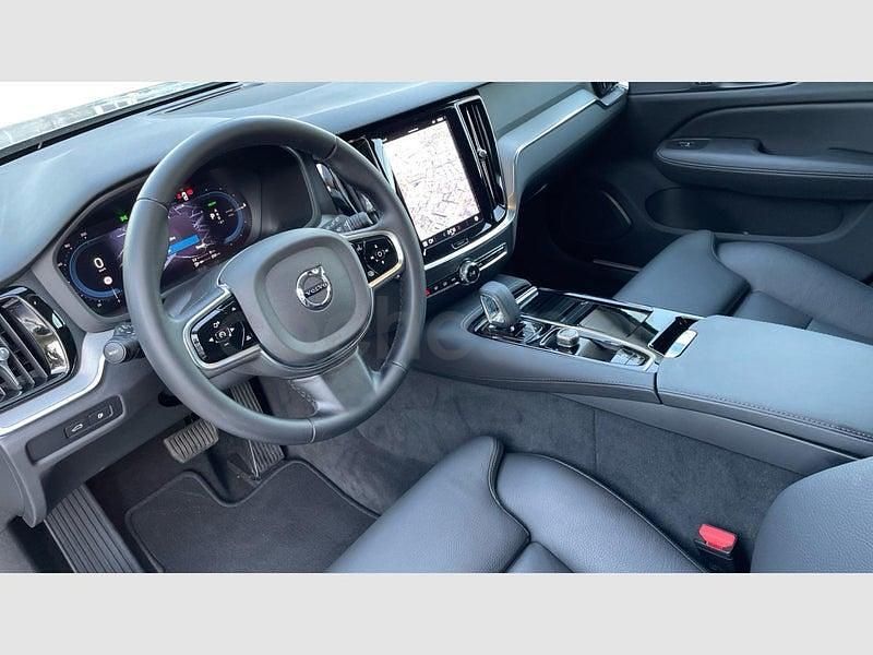 Usado Volvo V60 Plus 350 HP (257 kW) 2024 Cinzento Carrinha