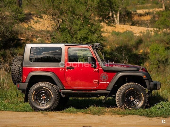 Usado Jeep Wrangler Sahara 177 CV (130 kW) 2008 Rojo SUV