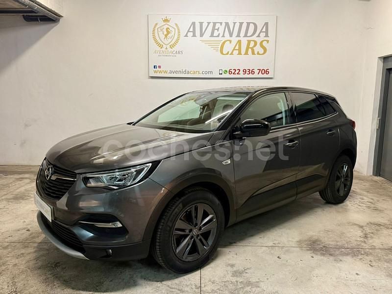 Usado Opel Grandland X Edition 130 CV (95 kW) 2021 Gris / plata SUV