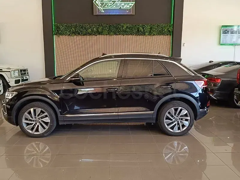 Usado VW T-Roc 150 CV (110 kW) 2024 Negro SUV