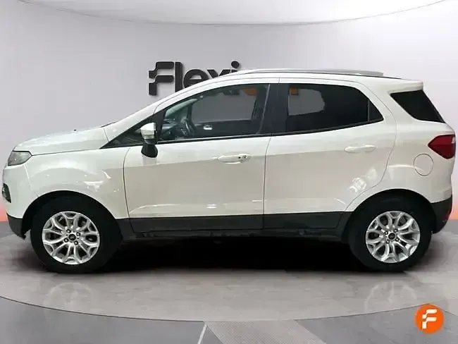 Usado Ford Ecosport Titanium 112 CV (82 kW) 2017 Blanco SUV