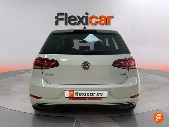 Usado VW Golf VII Advance 125 CV (91 kW) 2017 Blanco