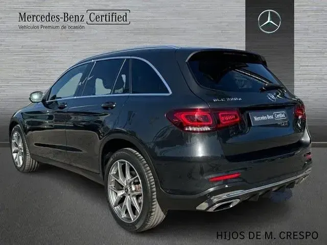 Usado Mercedes GLC220 194 CV (142 kW) 2022 Gris grafito SUV