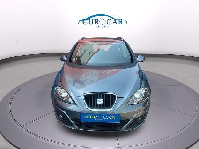 Usado Seat Altea 106 CV (77 kW) 2011 Negro Monovolumen