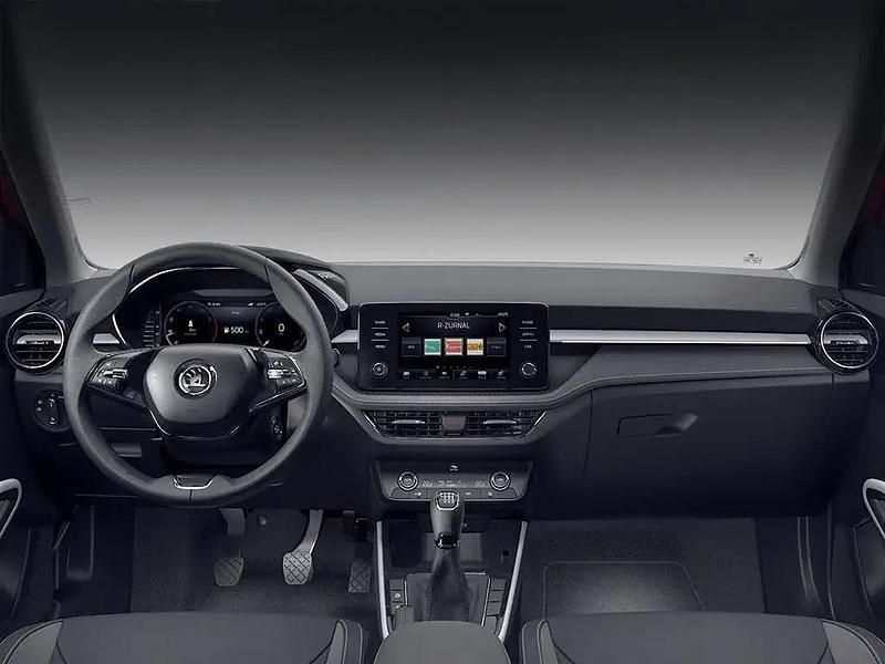 Usado Skoda Fabia Style 110 HP (80 kW) 2022 Vermelho Citadino