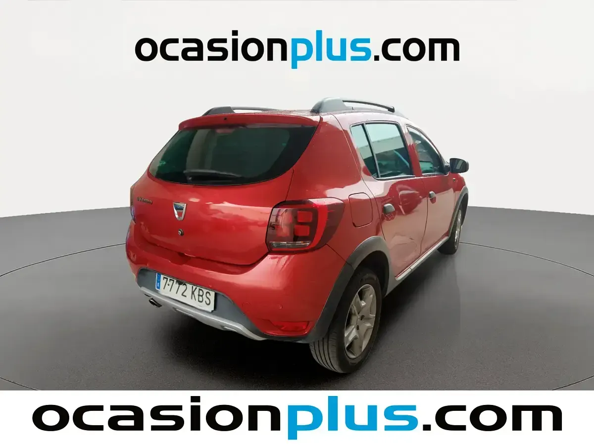 Usado Dacia Sandero Stepway 90 CV (66 kW) 2017 Rojo Berlina