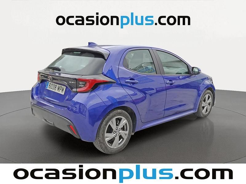 Usado Toyota Yaris Hybrid Active 116 CV (85 kW) 2024 Azul Berlina