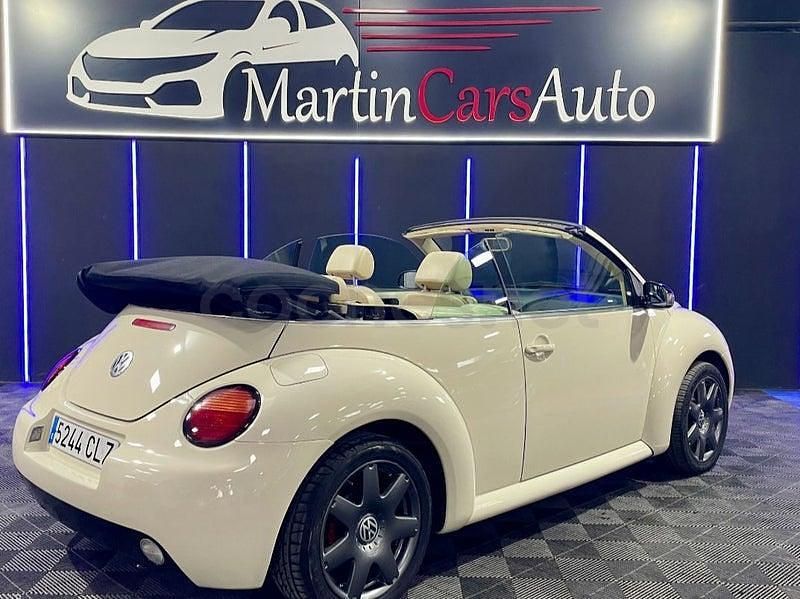 Usado VW New Beetle Cabriolet 100 CV (73 kW) 2003 Beige Descapotable