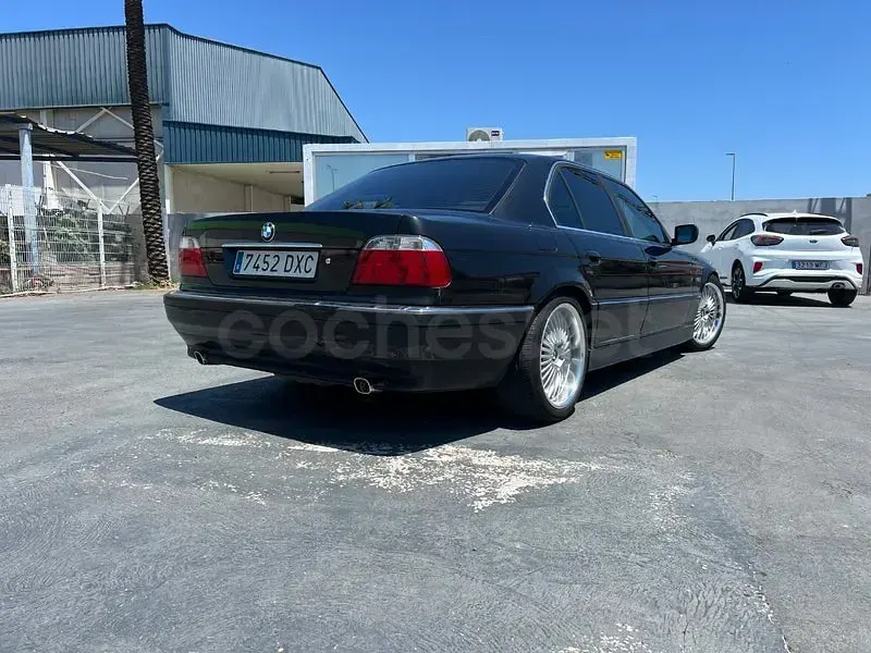 Usado BMW 735 Comfort Edition 235 CV (172 kW) 1998 Azul Berlina
