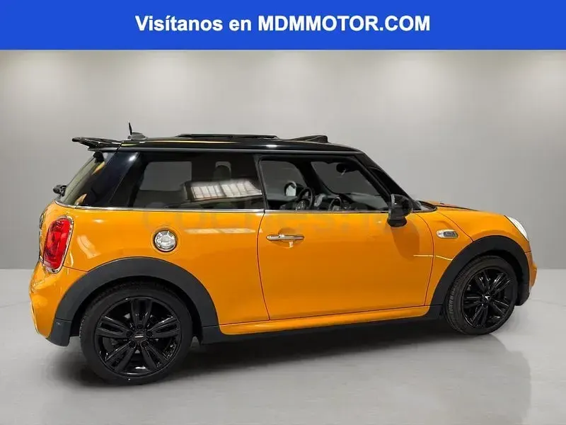 Usado Mini Cooper SD 170 CV (125 kW) 2016 Naranja Utilitario