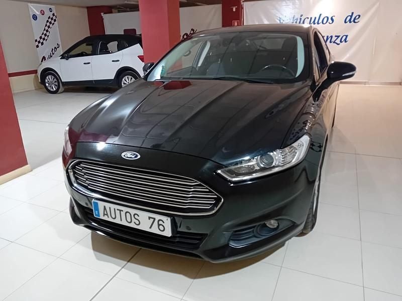 Usado Ford Mondeo Business Edition 120 CV (88 kW) 2018 Negro