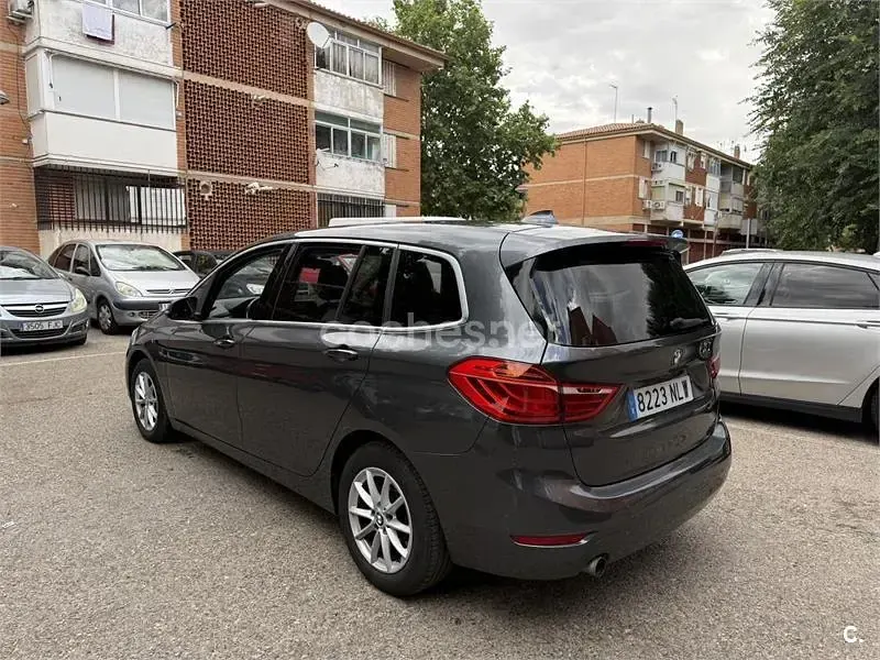 Usado BMW 216 116 CV (85 kW) 2016 Gris / plata Familiar