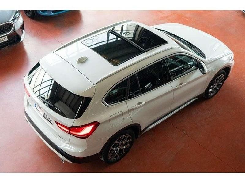 Usado BMW X1 Sport Line 150 CV (110 kW) 2021 Blanco SUV