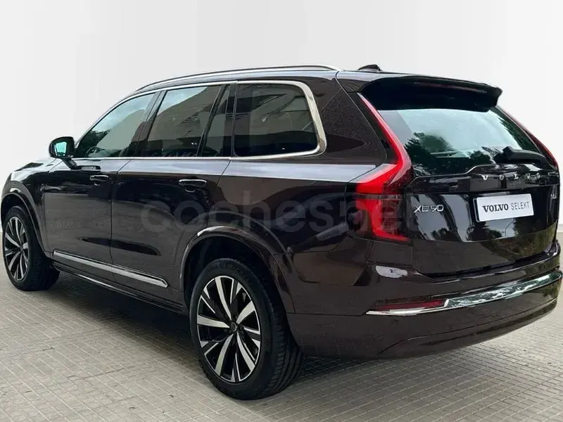 Usado Volvo XC90 Core 250 CV (183 kW) 2025 Granate SUV