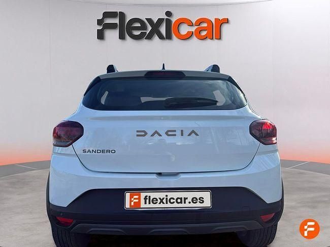 Usado Dacia Sandero Essentiel 101 CV (74 kW) 2023 Blanco Berlina