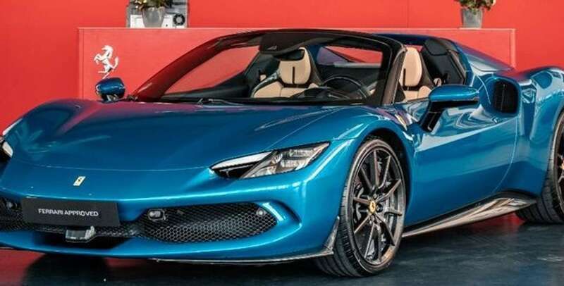 Azul Usado 2023 Ferrari 296 Coupe | 361.900 € - Imagen 1/4