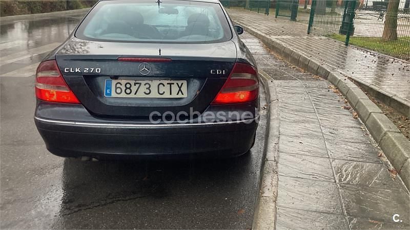 Usado Mercedes CLK270 Avantgarde 170 CV (125 kW) 2004 Negro Coupe