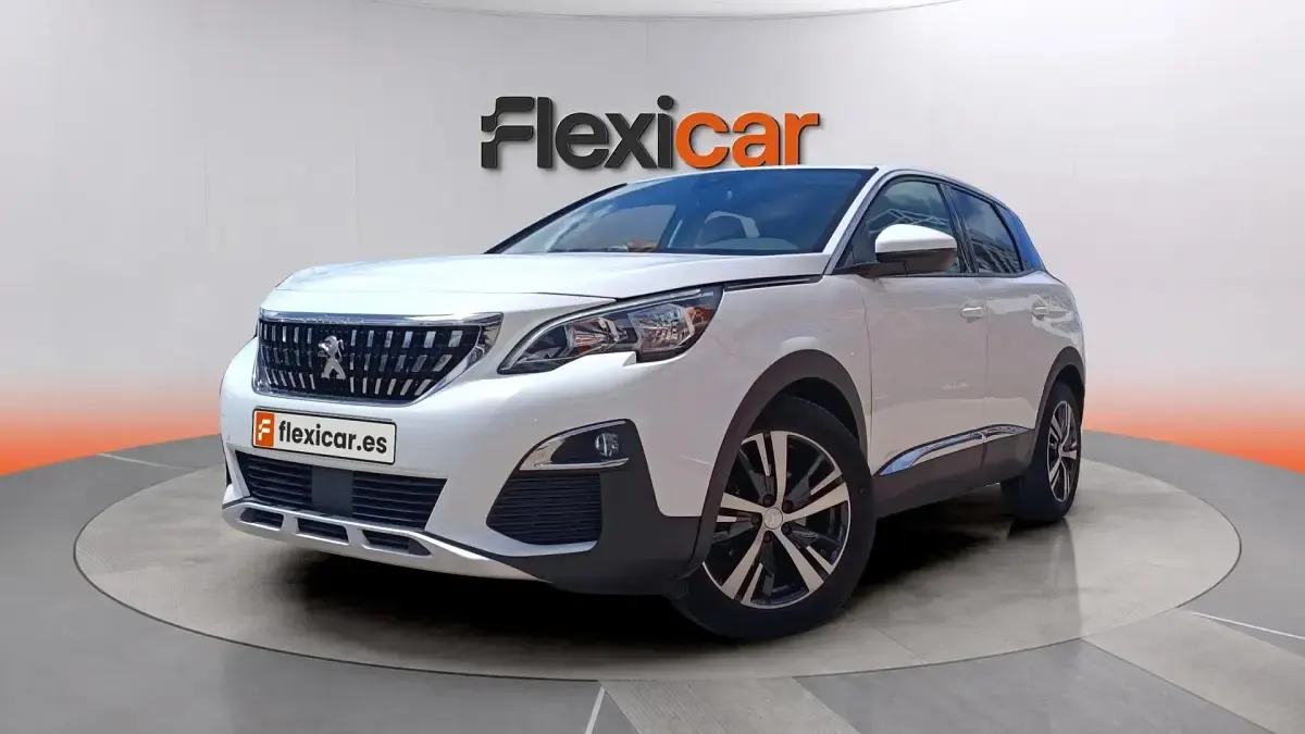 Usado Peugeot 3008 Allure 131 CV (96 kW) 2018 Blanco SUV