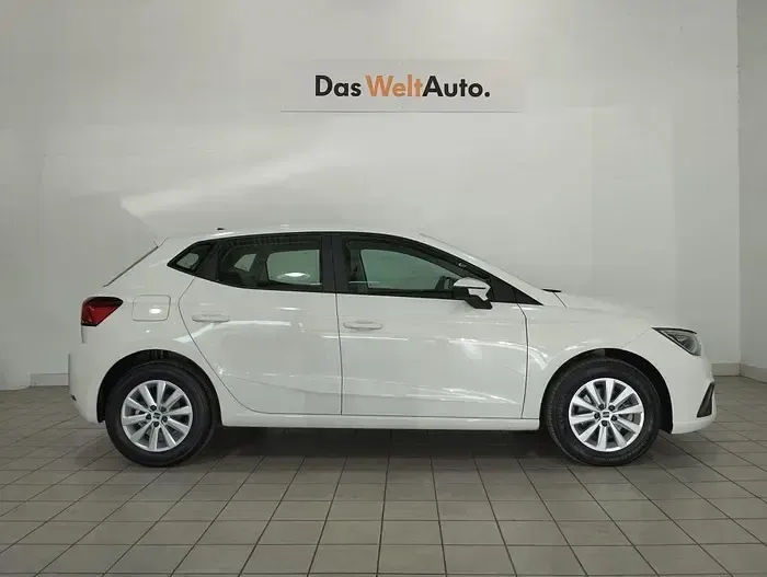 Usado Seat Ibiza Style 116 CV (85 kW) 2024 Blanco Utilitario