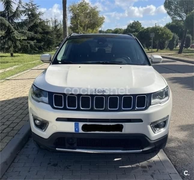 Usado Jeep Compass Limited 140 CV (102 kW) 2017 Beige SUV
