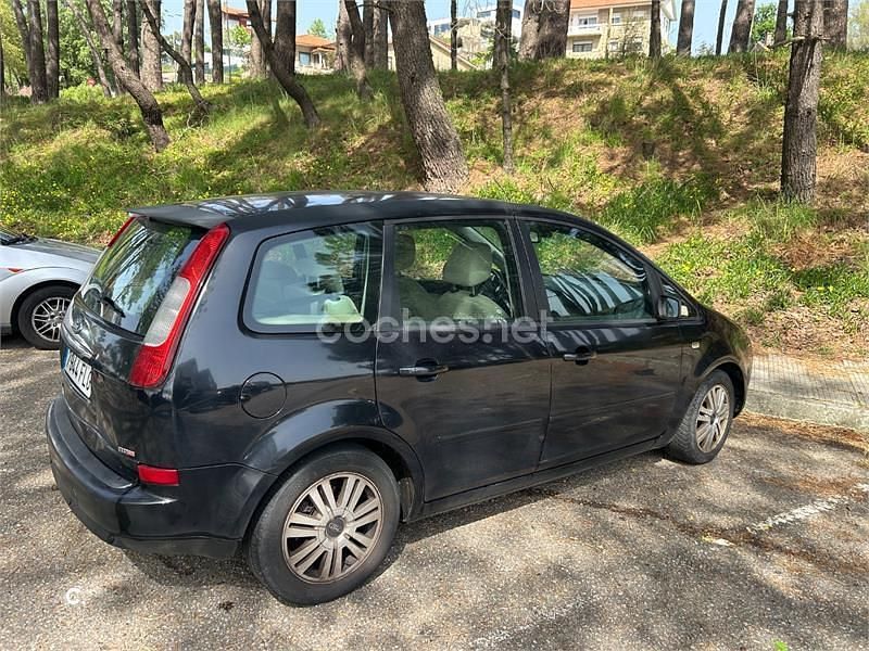 Usado Ford C-MAX Ghia 115 CV (84 kW) 2007 Negro Monovolumen