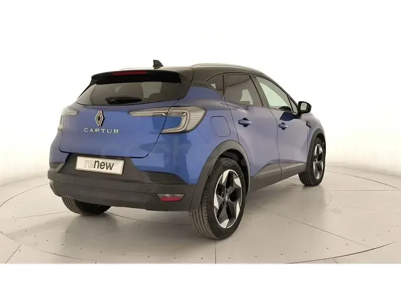 Usado Renault Captur Techno 100 CV (73 kW) 2025 Azul SUV