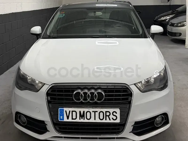 Usado Audi A1 Sportback Attraction 86 CV (63 kW) 2012 Blanco Utilitario
