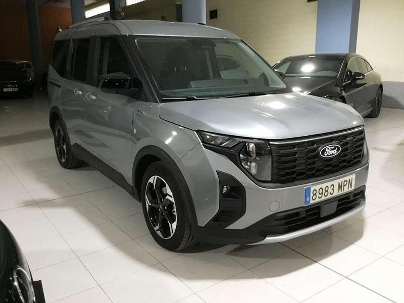 Usado Ford Tourneo Active 125 CV (91 kW) 2024 Plateado Van