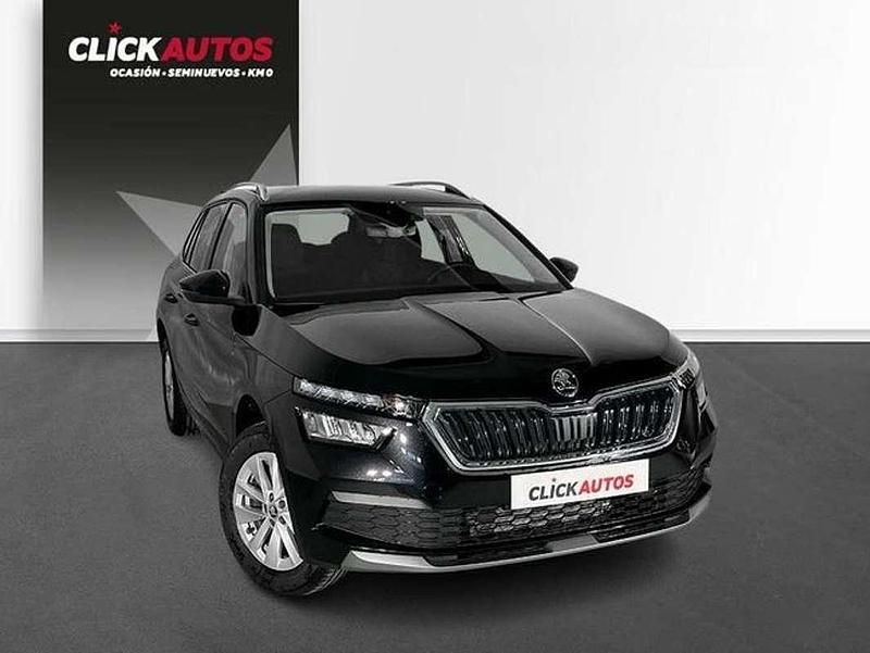 Usado Skoda Kamiq Ambition 95 CV (69 kW) 2024 Negro SUV