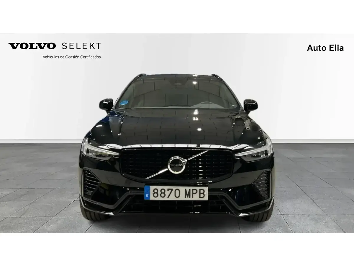 Usado Volvo XC60 Plus 350 CV (257 kW) 2024 Negro SUV