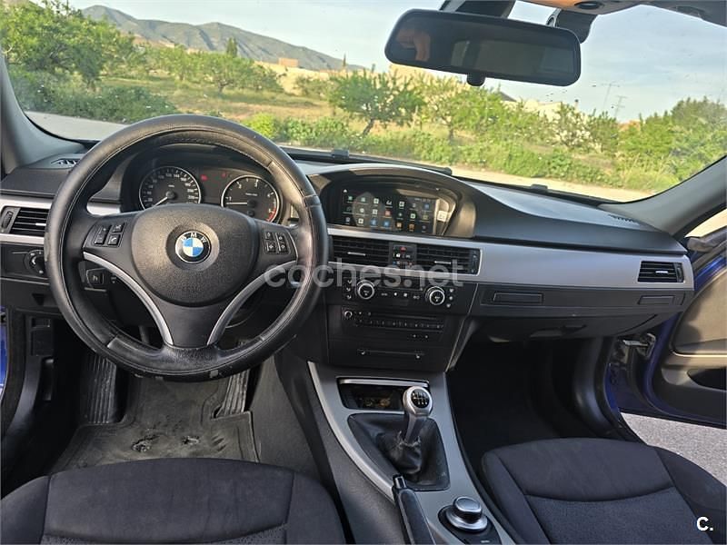 Usado BMW 325 197 CV (144 kW) 2007 Azul Familiar