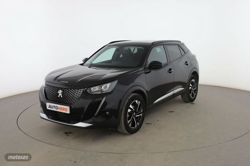 Negro Usado 2021 Peugeot 2008 Allure SUV | 16.199 € (Precio justo) - Imagen 1/3