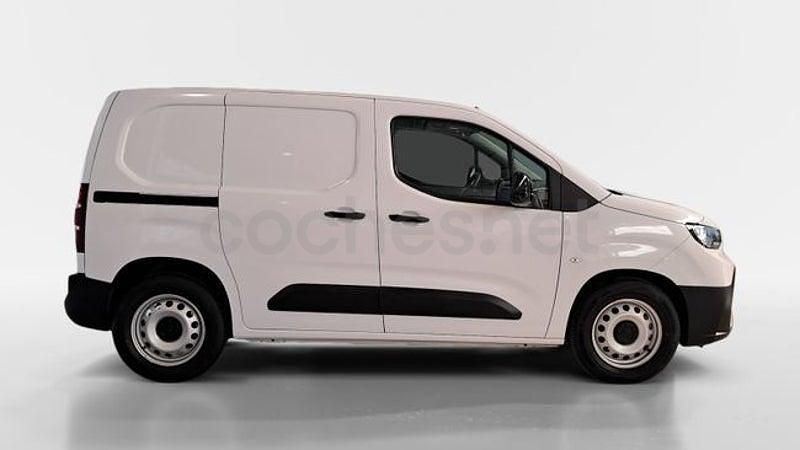 Nuevo Toyota Proace City City 102 CV (75 kW) 2025 Blanco Monovolumen
