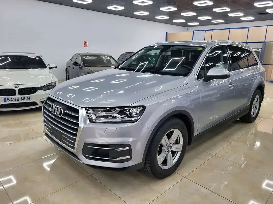 Usado Audi Q7 272 CV (200 kW) 2015 Gris SUV